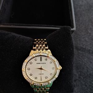 Elegant Gold Anne Klein Women's Bracelet Watch With Diamonds  NWOT